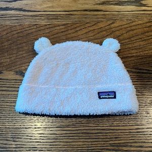 Pink Patagonia hat 5T